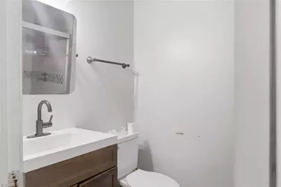 1608 E Cone Boulevard, Greensboro, NC 27405 - Photo 9