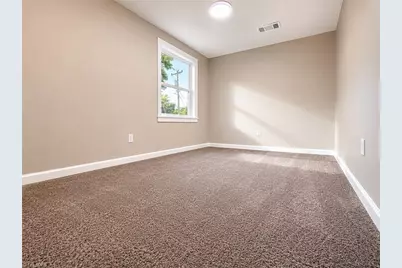 1237 Irving Avenue, Eden, NC 27288 - Photo 15