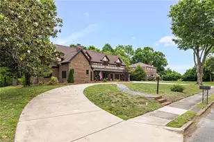 7 Mock St, Thomasville, NC 27360 - Photo 5
