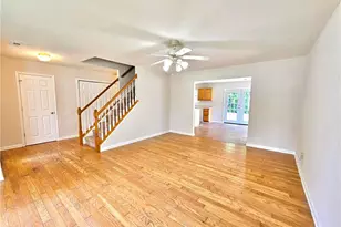 5715 River Glen Dr, Greensboro, NC 27455 - Photo 3