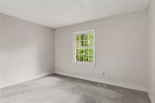 3949 Valley Ct, Winston-Salem, NC 27106 - Photo 25