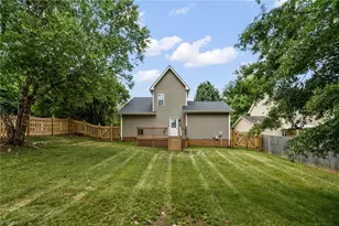 597 Lakeside Valley Dr, Winston-Salem, NC 27107 - Photo 35