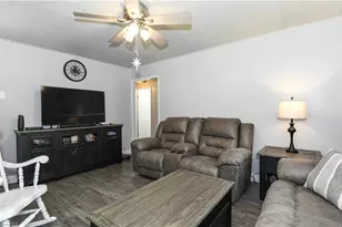 501 Melba Ln, Winston-Salem, NC 27107 - Photo 3