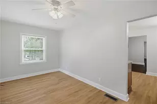 319 Dogwood Cir, High Point, NC 27260 - Photo 13