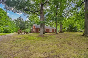 319 Dogwood Cir, High Point, NC 27260 - Photo 27