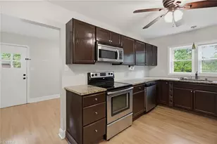 319 Dogwood Cir, High Point, NC 27260 - Photo 9