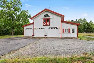 2809 Flint Hill Rd, East Bend, NC 27018 - Photo 27