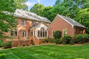 3811 Meredith Dr, Greensboro, NC 27408 - Photo 41