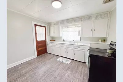 722 Maiden Lane, Mount Airy, NC 27030 - Photo 7