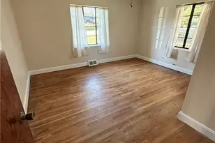 722 Maiden Ln, Mount Airy, NC 27030 - Photo 3