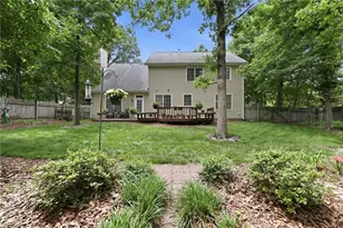 4200 Brentonshire Ln, High Point, NC 27265 - Photo 33