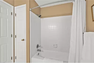 1312 Kensington Drive, High Point, NC 27262 - Photo 35