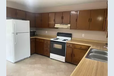 411 Kern Street, Thomasville, NC 27360 - Photo 11