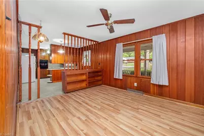 243 Farmingdale Avenue, Winston-Salem, NC 27107 - Photo 15