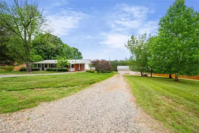 243 Farmingdale Avenue, Winston-Salem, NC 27107 - Photo 39