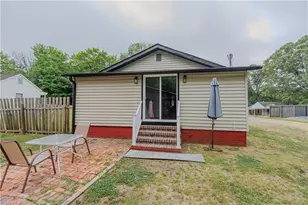 130 West St, Asheboro, NC 27205 - Photo 5