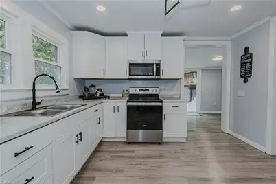 130 West Street, Asheboro, NC 27205 - Photo 11
