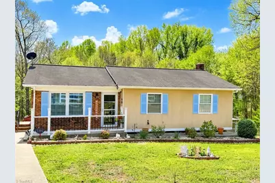 400 Croydon Lane, Winston-Salem, NC 27107 - Photo 1