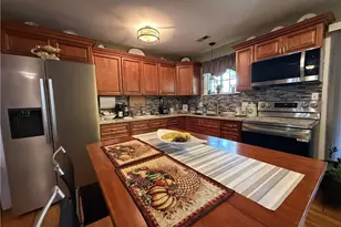 400 Croydon Ln, Winston-Salem, NC 27107 - Photo 9