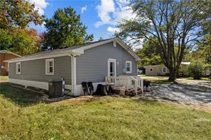 41 Peace Rd, Roxboro, NC 27573 - Photo 15