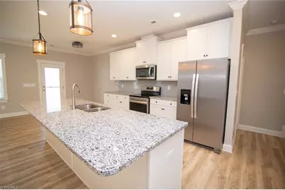 109 Silver Maple Drive, King, NC 27021 - Photo 5