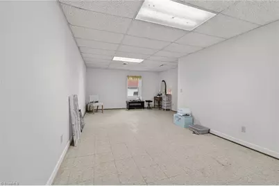 1712 Chesapeake Drive, Greensboro, NC 27410 - Photo 39