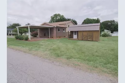 110 Robert Drive, State Road, NC 28676 - Photo 5
