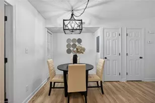102 Wafco Ln, Greensboro, NC 27401 - Photo 15