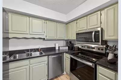 102 Wafco Lane, Greensboro, NC 27401 - Photo 17
