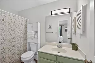 102 Wafco Ln, Greensboro, NC 27401 - Photo 25