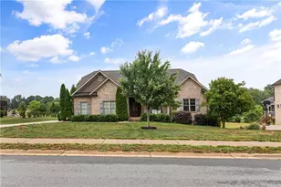 132 Grand Worth Wy, King, NC 27021 - Photo 3