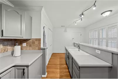 511 Westpark Circle, Winston-Salem, NC 27103 - Photo 17