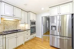 612 Hertford Rd, Winston-Salem, NC 27104 - Photo 9