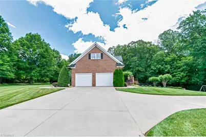 121 Acorn Avenue, Wilkesboro, NC 28697 - Photo 29