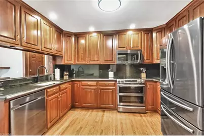 121 Acorn Avenue, Wilkesboro, NC 28697 - Photo 3