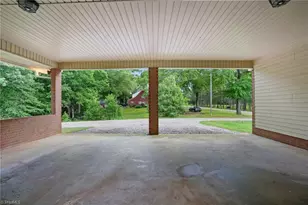 2475 Rowe Rd, Lexington, NC 27295 - Photo 15