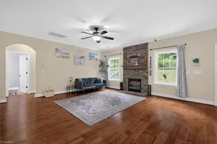 2227 Dunning Ct, High Point, NC 27265 - Photo 9