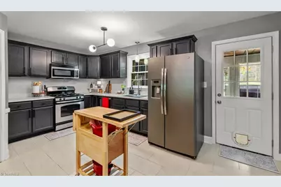 4010 Winchester Road, Winston-Salem, NC 27106 - Photo 11