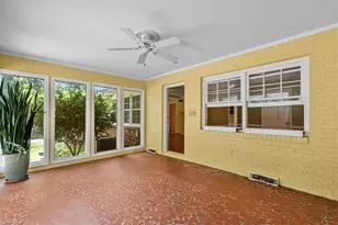 1004 Kemp Rd W, Greensboro, NC 27410 - Photo 21