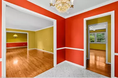 1004 Kemp Road W, Greensboro, NC 27410 - Photo 5