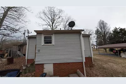 1910 Old Farmer Road, Asheboro, NC 27205 - Photo 3
