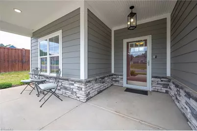 424 Waterton Way, Kernersville, NC 27284 - Photo 5