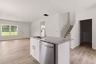 1021 Hickory Chapel Rd, High Point, NC 27260 - Photo 9