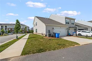 1411 Springvale Hill Dr, Kernersville, NC 27284 - Photo 31