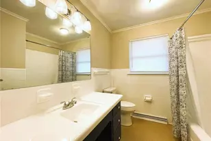 1142 Liberty Dr, Thomasville, NC 27360 - Photo 9