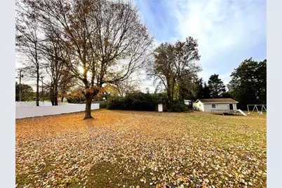 1142 Liberty Drive, Thomasville, NC 27360 - Photo 19