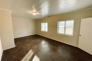1142 Liberty Dr, Thomasville, NC 27360 - Photo 17