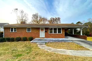 1142 Liberty Dr, Thomasville, NC 27360 - Photo 1