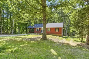 446 Brentwood Rd, Winston-Salem, NC 27107 - Photo 3