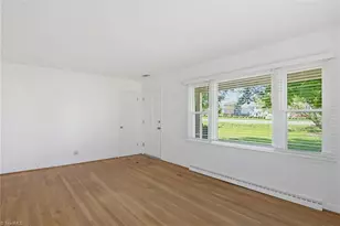 1132 Glennview Dr, Kernersville, NC 27284 - Photo 7